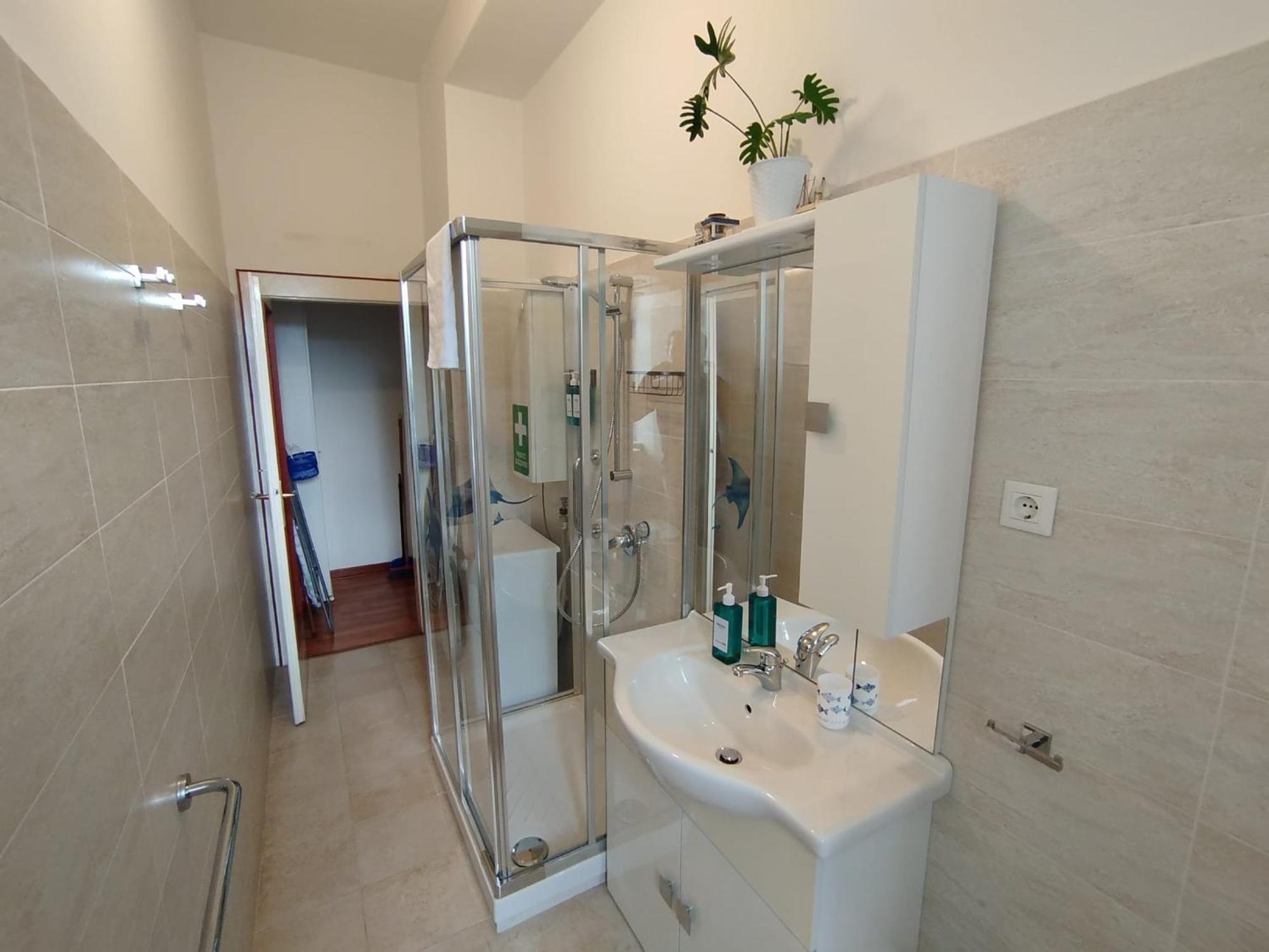 Moderno Appartamento Sulle Rive Trieste Exterior foto